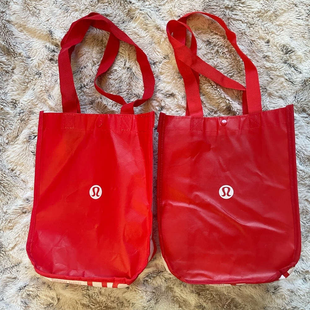 Lululemon small bags (2)‎ like new